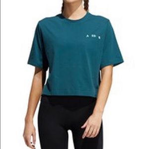 adidas Women's Left Chest Graphic T-Shirt XL